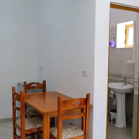 Vila Panorama * Piqeras