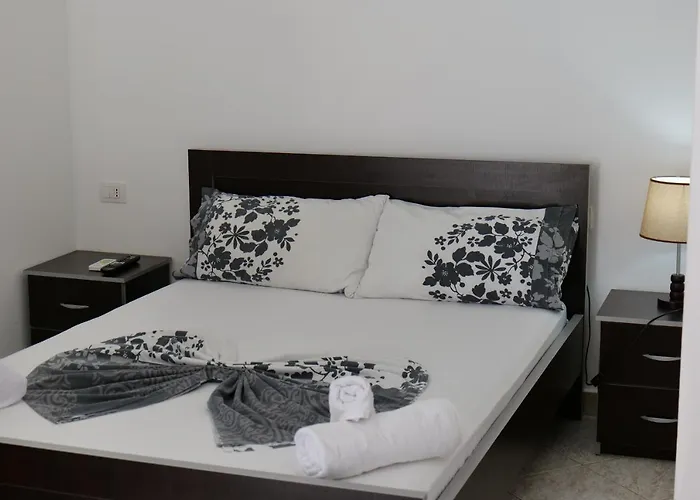 Bed & Breakfast Vila Panorama Piqeras